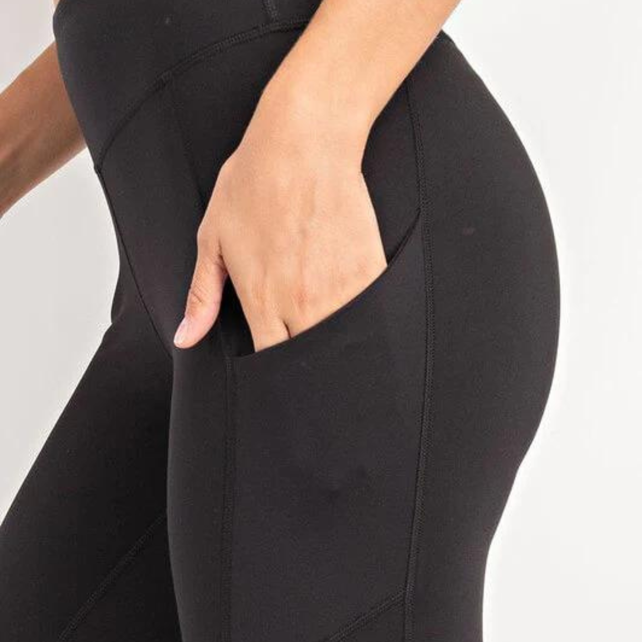 Buy Women Polyester Gym Leggings With Zip Pocket - Black/Pink Online |  Decathlon